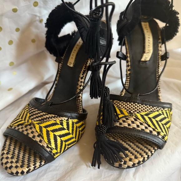 Zara Black and Yellow Woven Lace Up Sandals - Picture 2 of 9